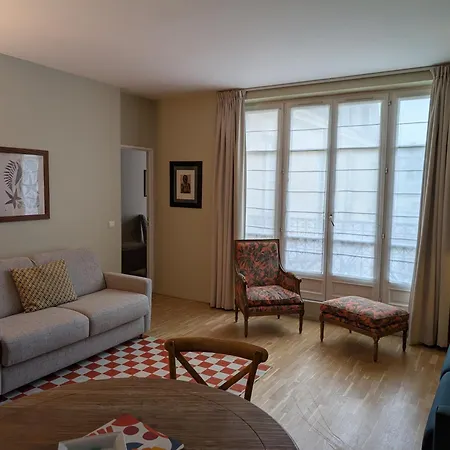 Appartements Caumartin 64-2